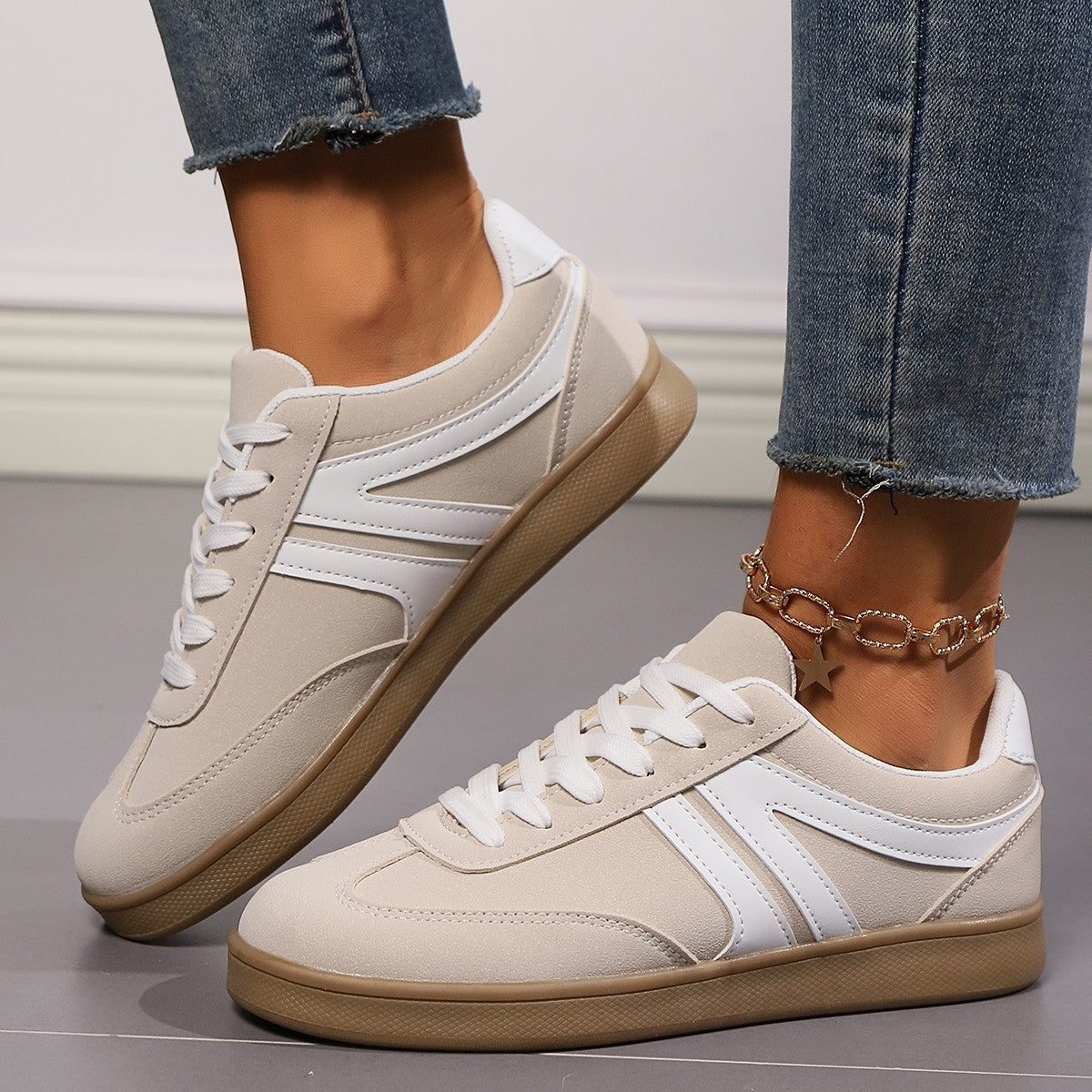 chaussures de sport à la mode