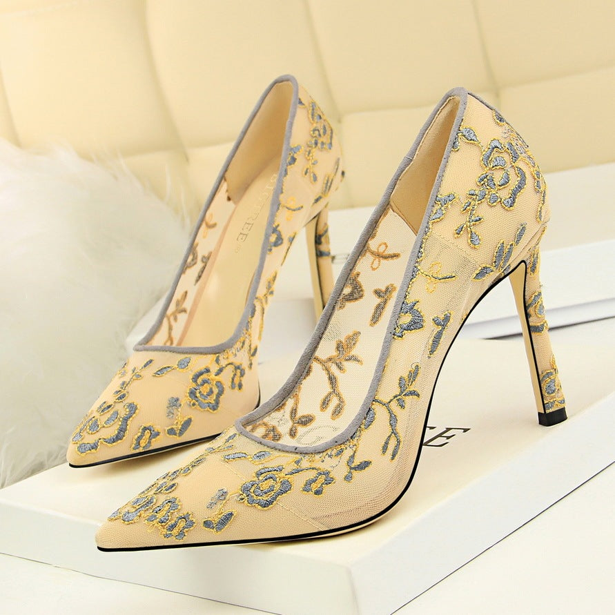 Chaussures à talons hauts
