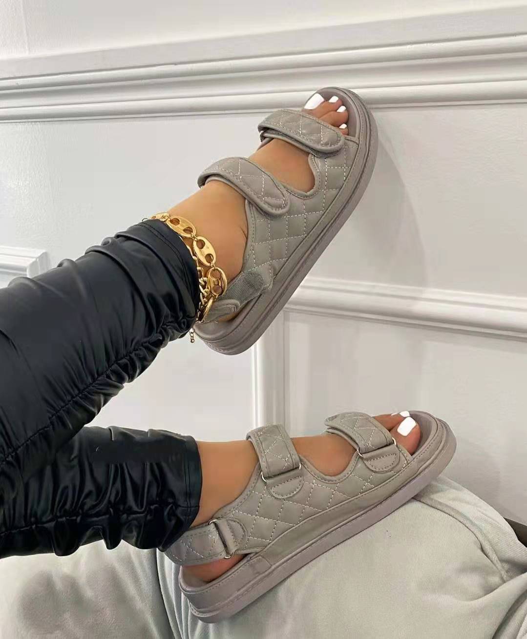 Sandales Velcro pour femmes