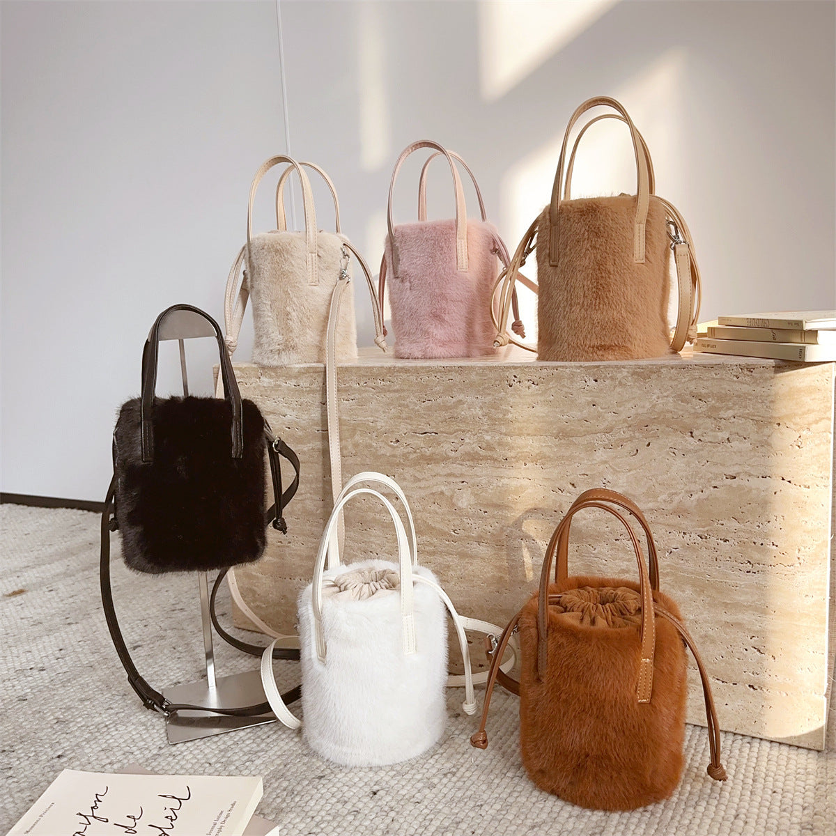 Sac à main en peluche vintage