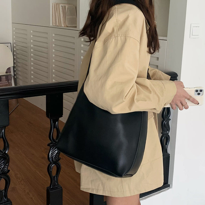 sac à bandoulière minimaliste en cuir