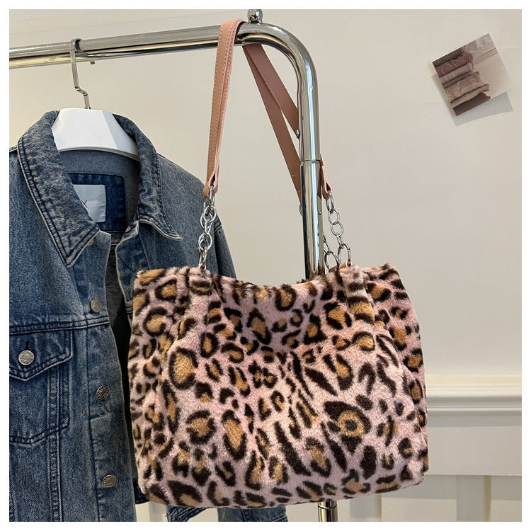 Sac à dos tendance en peluche