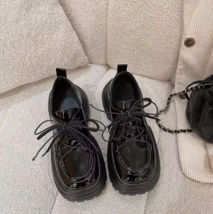 Chaussures à lacets en cuir souple