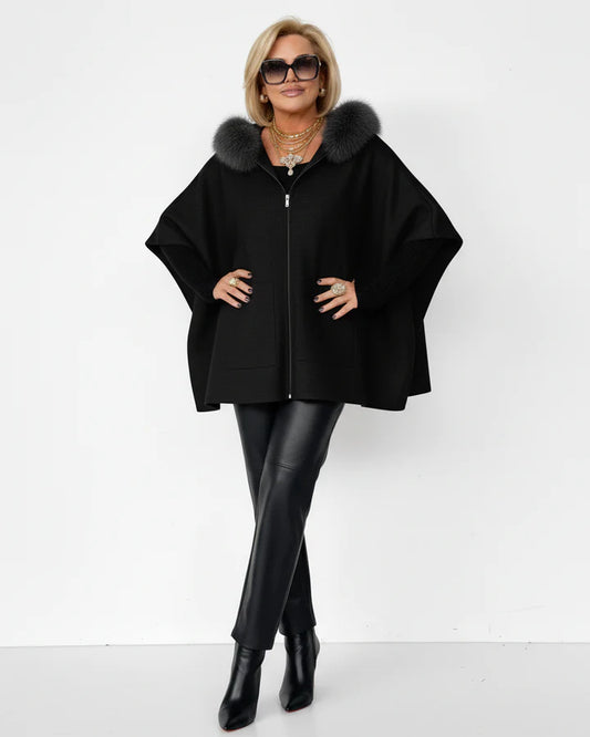 Cardigan à capuche en peluche tendance.