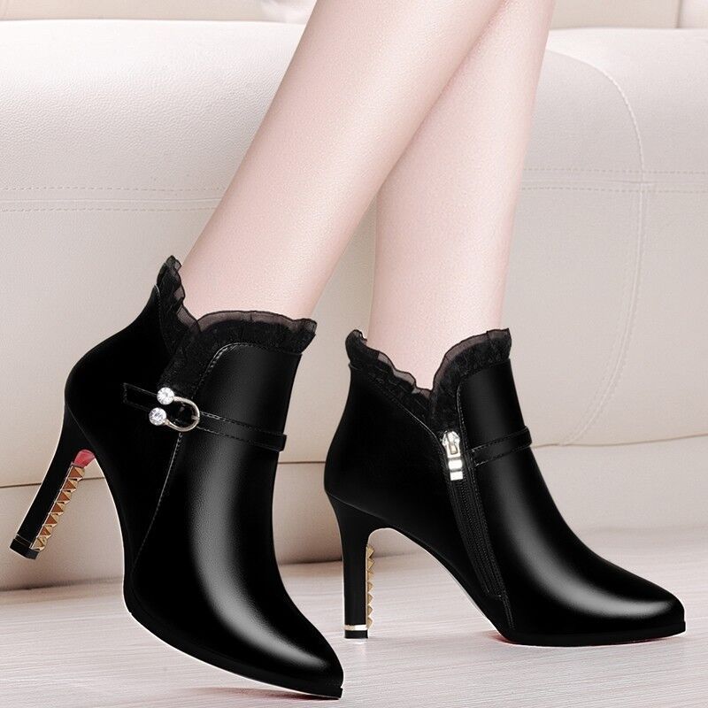 Bottes à talons hauts