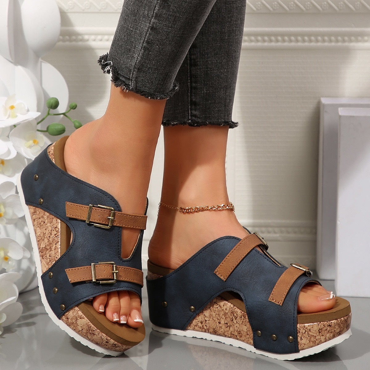 Sandales compensées à bout ouvert