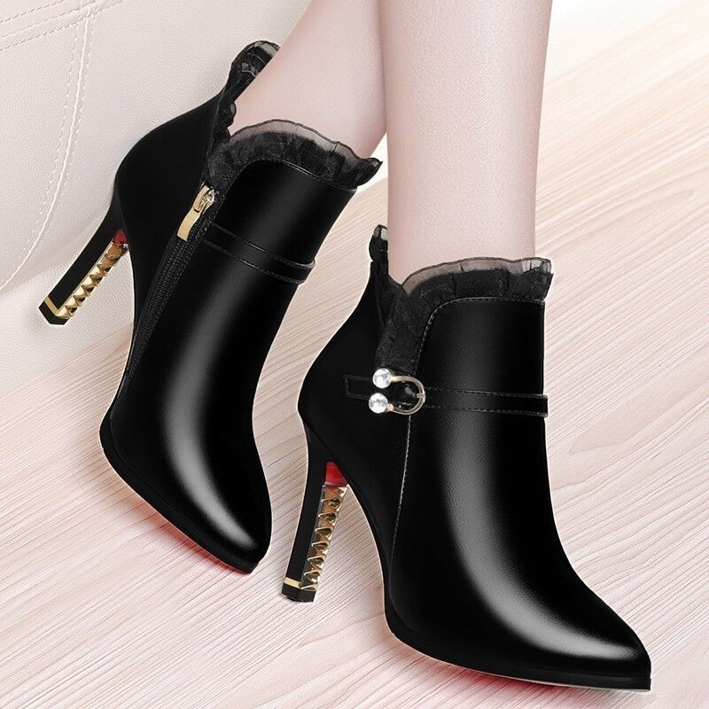 Bottes à talons hauts