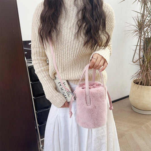Sac à main en peluche vintage