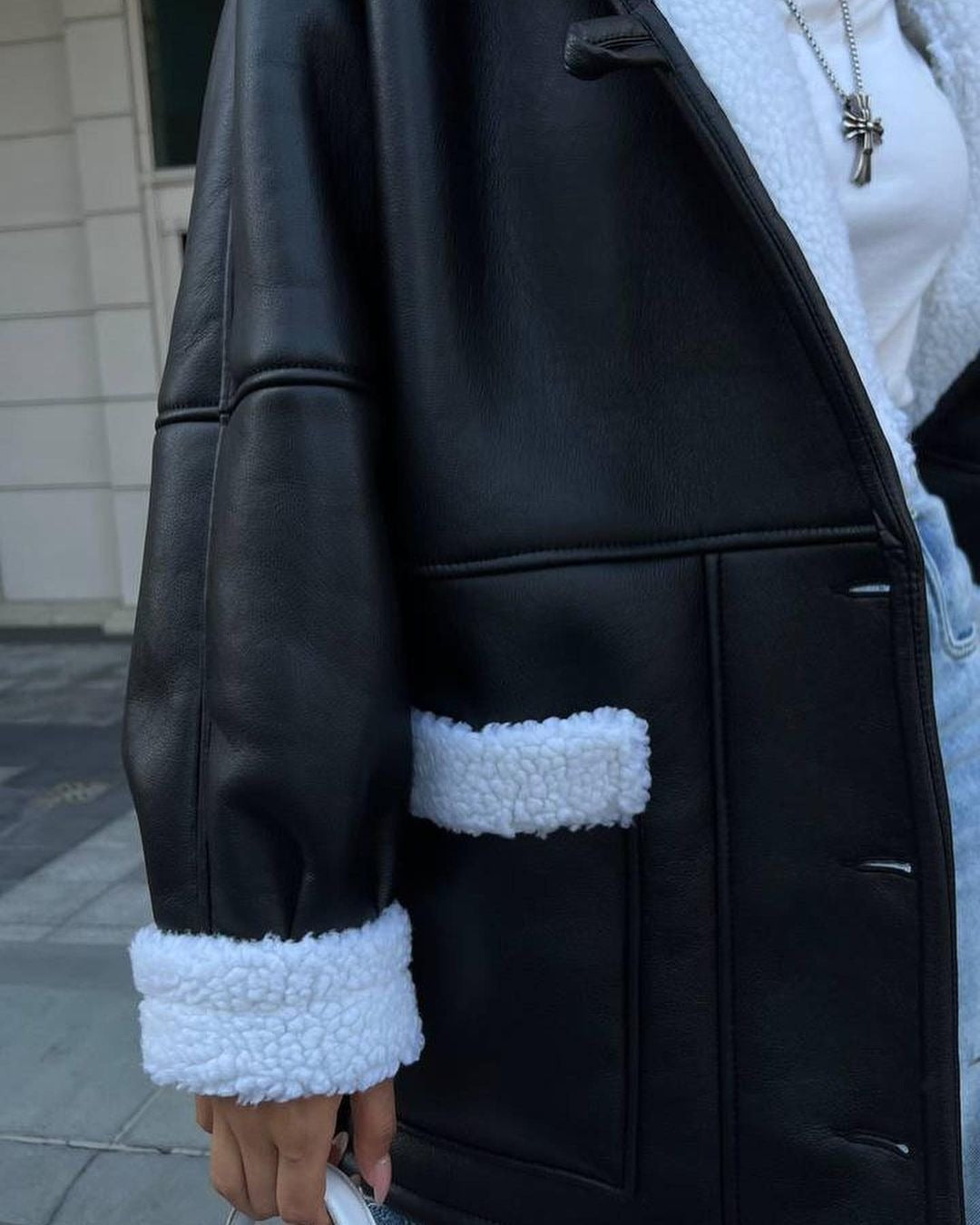 Manteau long en cuir et fourrure style coréen