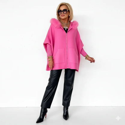 Cardigan à capuche en peluche tendance.