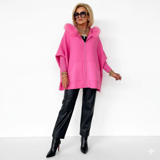 Cardigan à capuche en peluche tendance.