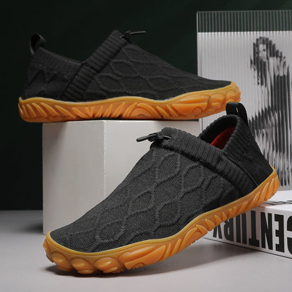 Chaussures barefoot unisexes souples et légères.