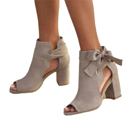 Chaussures à talon épais et bouche